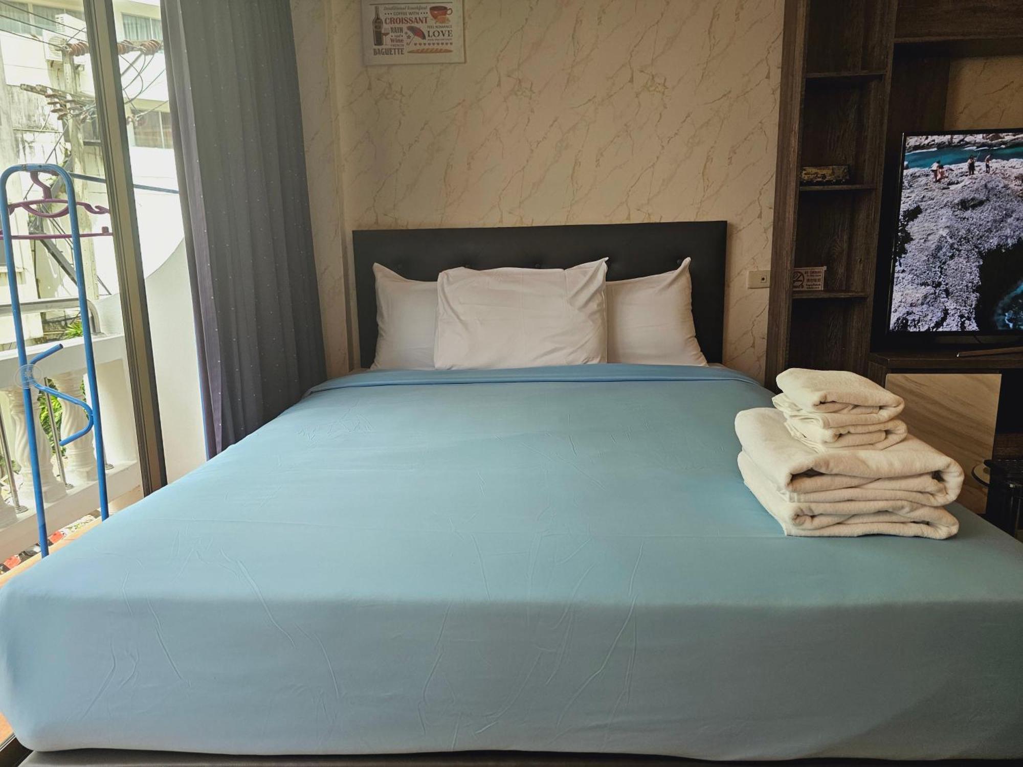 Patong Central Residence & Apartment Quarto foto