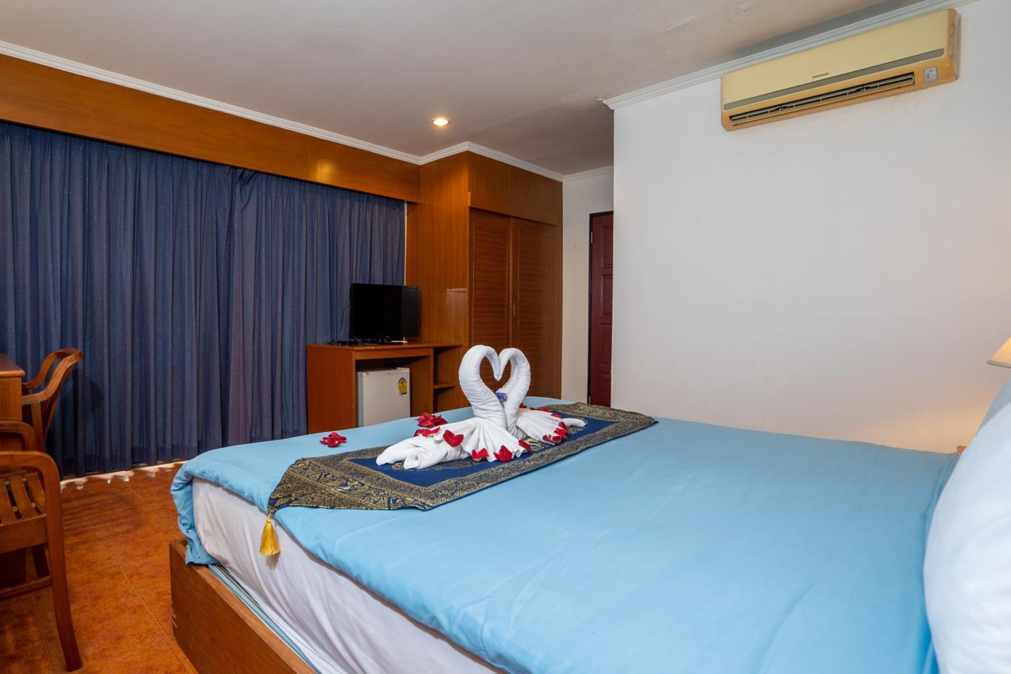 Patong Central Residence & Apartment Quarto foto